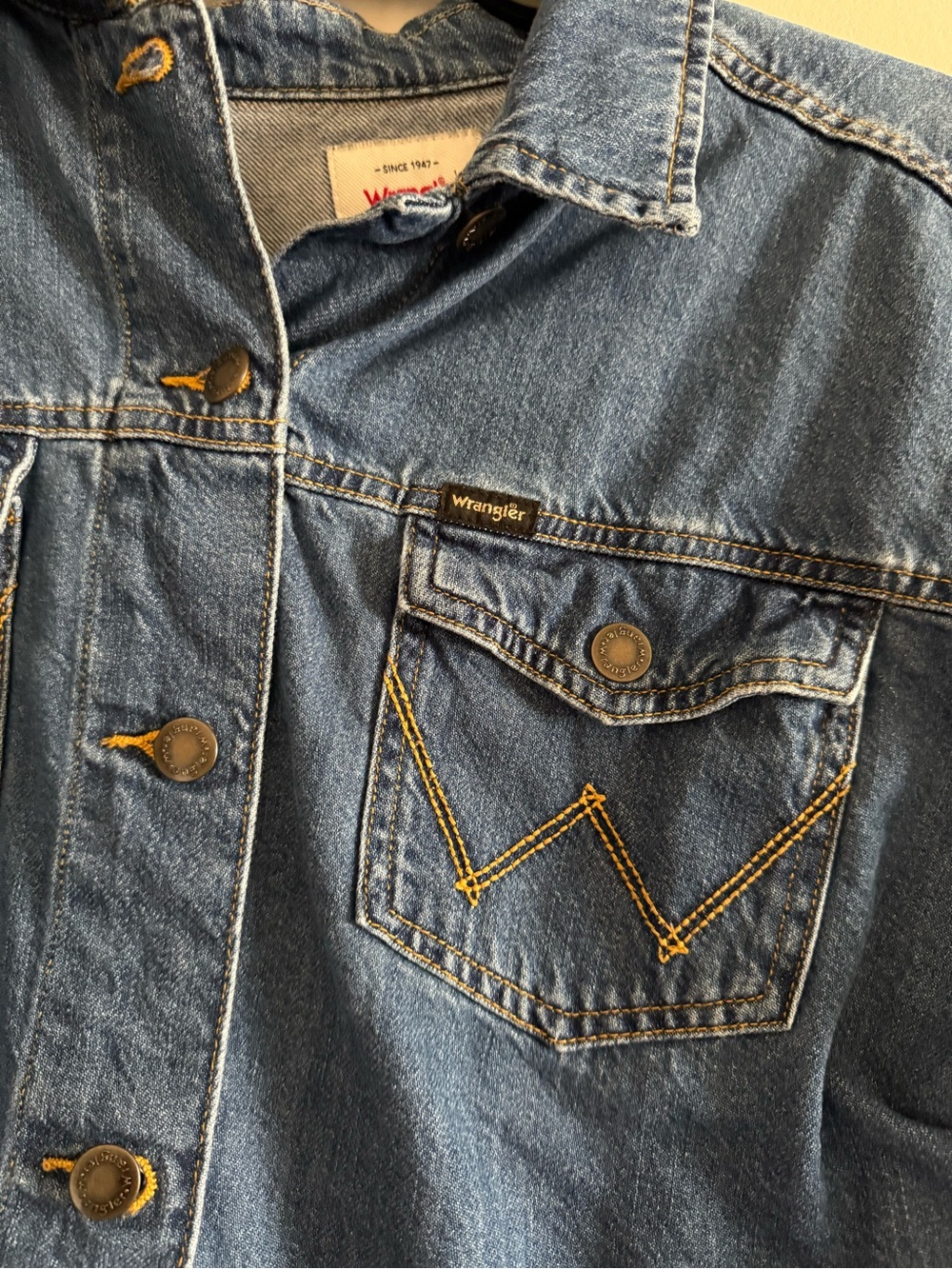 Wrangler Blue Cropped Denim Jacket - size medium, 100% cotton - Picture 3 of 10